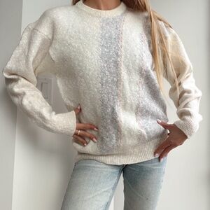 Elegant off white Wool Sweater